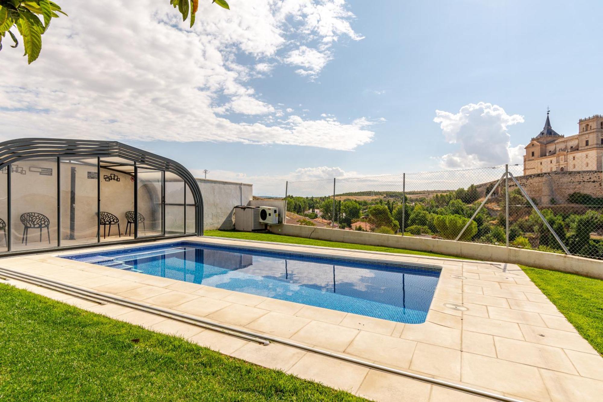 Holiday home Senda De Lobos Ucles